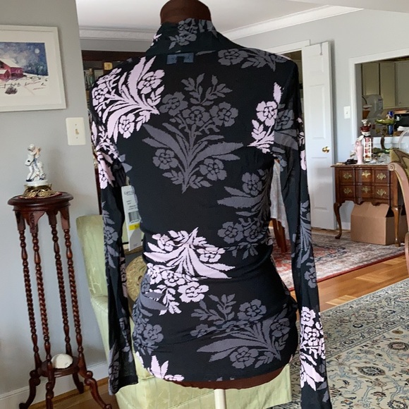 NWT Karen Kane Dream Girl Long sleeves floral sheer blouse - Picture 6 of 8